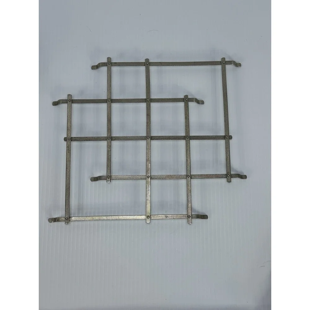 Vintage Silver Color Metal Folding Expanding Trivet Hot Plate ‎ Extendable